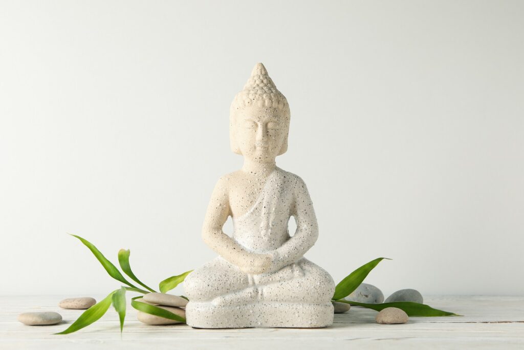 bouddha statuette
